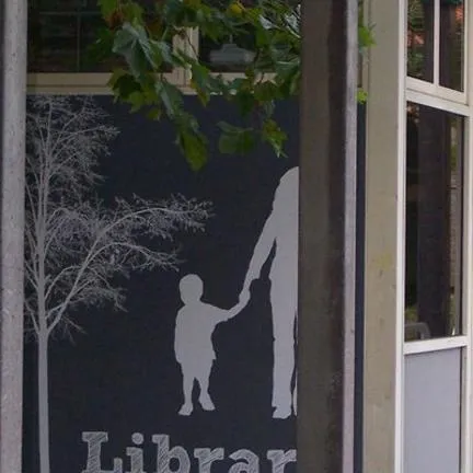 calverton_library.jpg